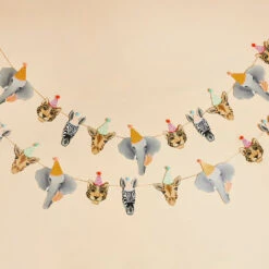 Party Animal Garland (2m)