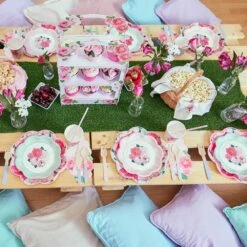 A Very English Rose Small Paper Party Plates (x8) -Decorations Party Shop English Rose Table Layout